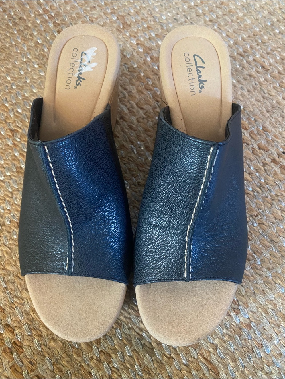 Clarks Collection Giselle Orchid Black Leather Wedge Sandals Slides Size 11 Med